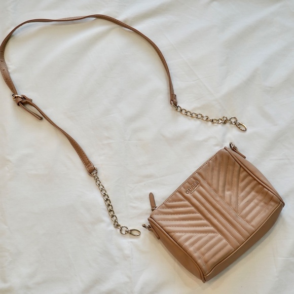 Guess Los Angeles Convertible Crossbody Creme - Picture 3 of 6